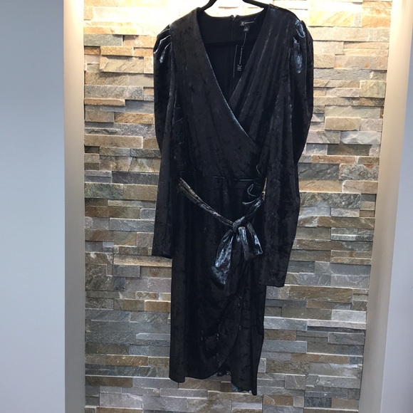 Inc Puff-Sleeve Velvet Wrap Dress - Picture 3 of 15